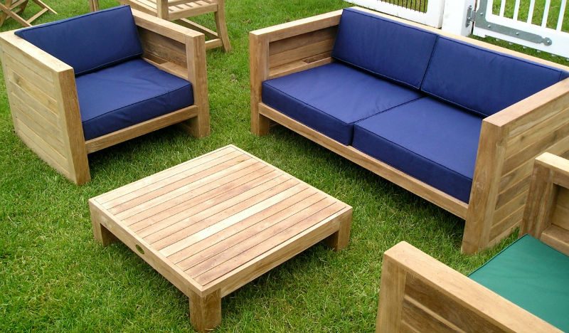 What You Should Know About Buying Wooden Garden Furniture